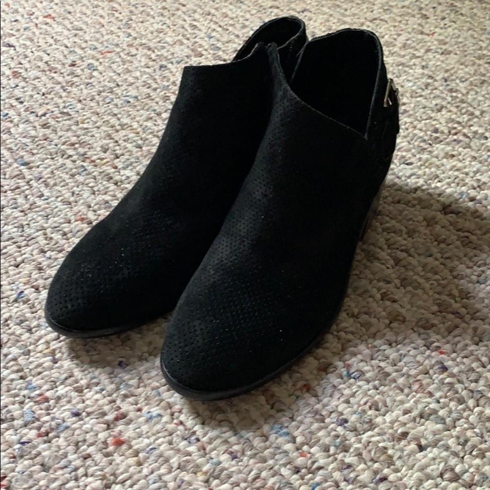 ankle boots, suede, Vince Camuto, ladies size 6